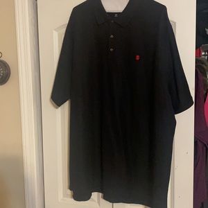 Short sleeve Izod  button up shirt with a collar but